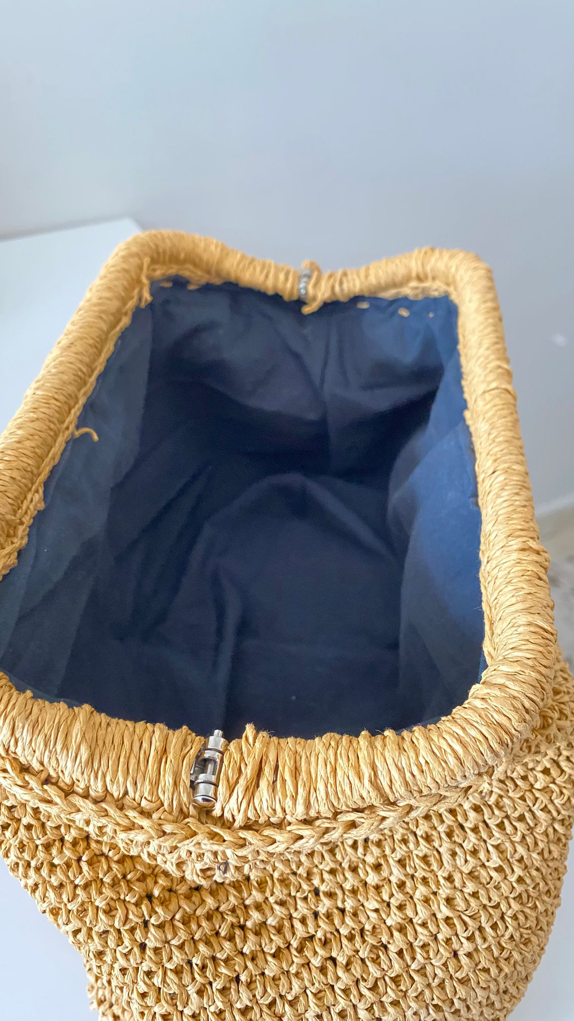HAND KNITTED STRAW BAG