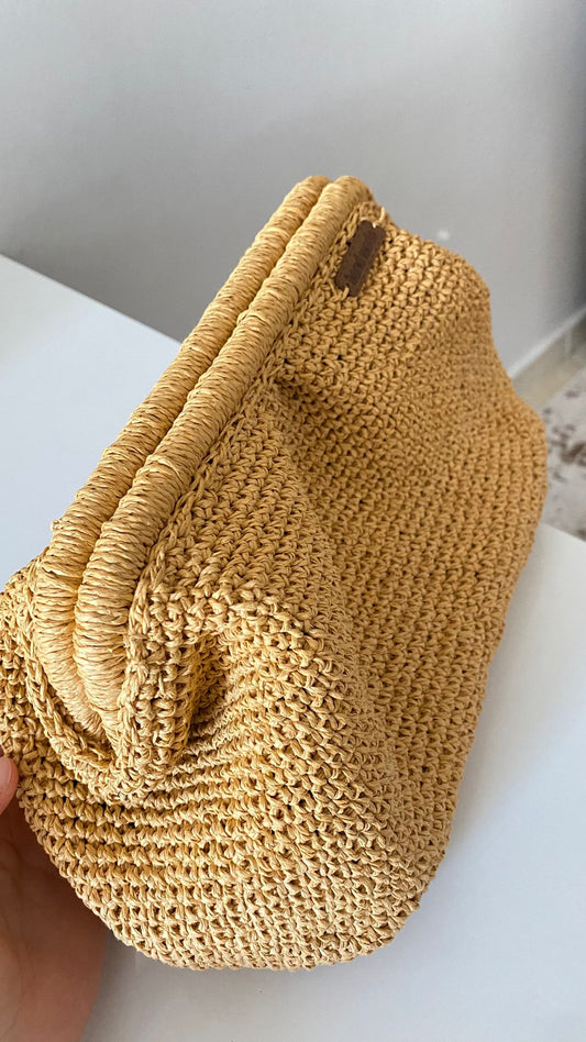 HAND KNITTED STRAW BAG